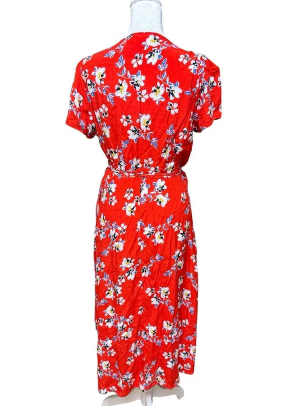 GAP Red Floral Wrap Midi Dress Rayon Short Sleeve Size M - Picture 2 of 3